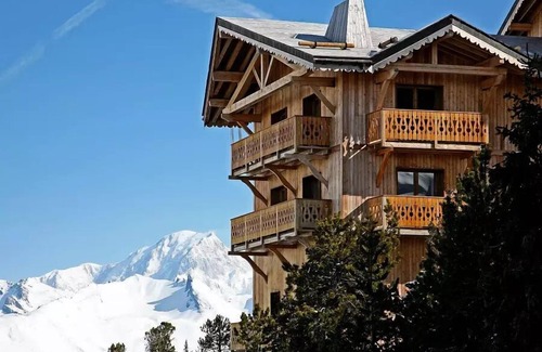 Arc-2000 Apartment | Chalet Altitude - Chalet de l'Ours* - 9 room apartment for 16/18 people Great Comfort
