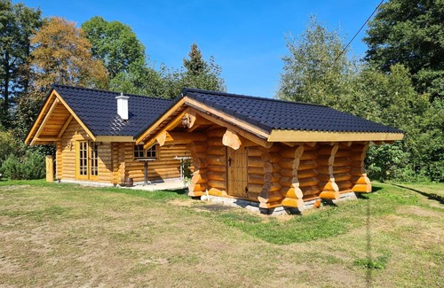 Bad Brambach Ski Chalet | Chalet 'Am See' with Mountain View, Private Terrace and Wi-Fi