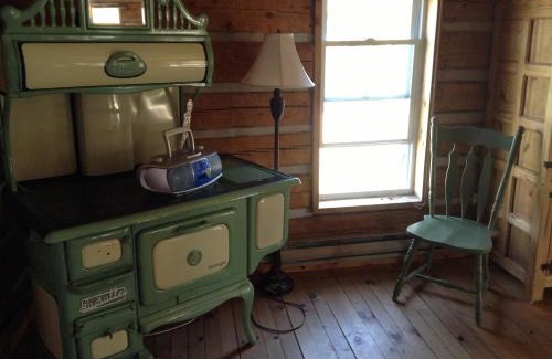 Orford Lake Ski Chalet | Chalet ancestral l'Orignal