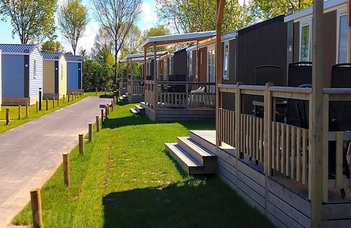 Koudekerke Ski Chalet | Chalet Aqua in Netherlands with Veranda