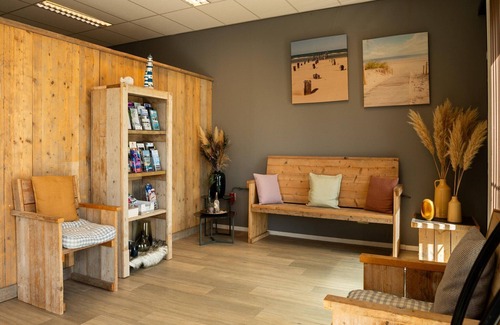 Koudekerke Ski Chalet | Chalet Aqua in Netherlands with Veranda