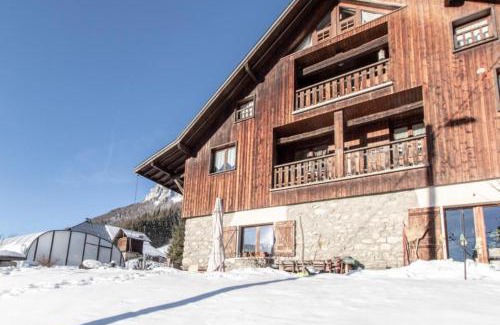 Saint-Ferreol Ski Chalet | Chalet Arclosan - Saint-Ferréol