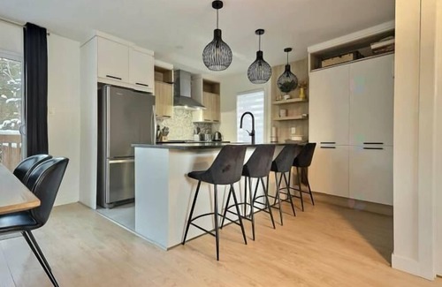 Pont-Rouge Ski Chalet | Chalet Athena, Spa, saunas, pools, Pont-Rouge