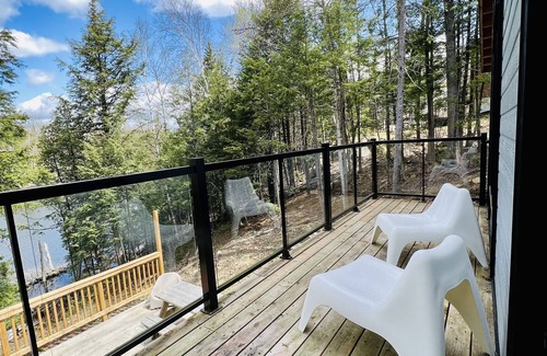 Chertsey House | Chalet Atlantide au bord du Lac and Spa