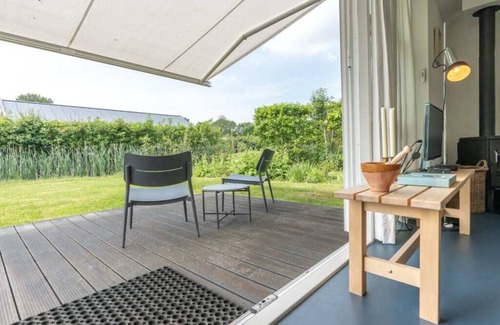 Westenschouwen House | Chalet Aurora; elegantly and comfortably furnished, including a wood-burning stove!