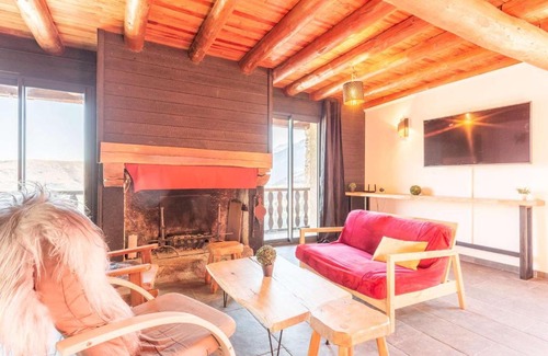Saint-Lary-Soulan Ski Chalet | Chalet authentique à Soulan - Confort moderne, cheminée, brasero et vues superbes - FR-1-296-349
