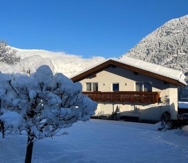 Sautens Apartment | Chalet Bernegg