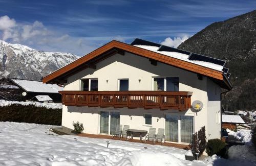 Sautens Apartment | Chalet Bernegg