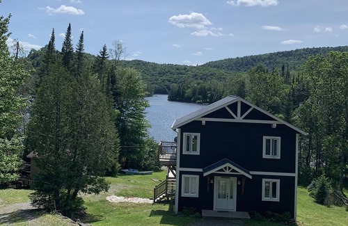 Labelle Ski Chalet | Chalet bleu