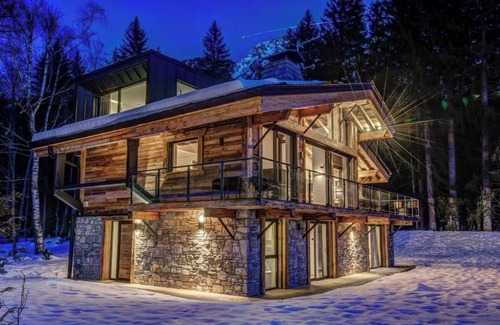 Chamonix-Mont-Blanc Apartment | Chalet Bliss: A Luxury Mountain Retreat in Chamonix