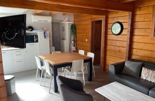 Bias Apartment | Chalet bois à Bias proche Mimizan