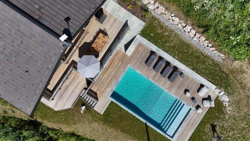 Les Gets Ski Chalet | Chalet Caly - 15pers - vue montagne