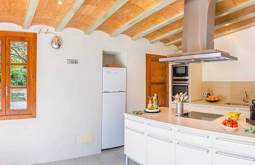 Soller Ski Chalet | Chalet Casa Futbol with Mountain View, Pool, Wi-Fi, A/C, Terraces & Garden