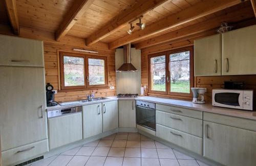 Vagney House | Chalet chaleureux avec terrasse, proche forêt et sentier, à 15 km des stations de ski de Gérardmer - FR-1-589-247