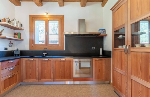 Les Praz-de-Chamonix Ski Chalet | Chalet Chamonix/Praz, Wood with exceptional panoramic view.