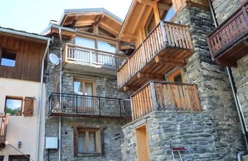 Villarabout Apartment | Chalet Chardons - Authentic chalet near the 3 Valleys