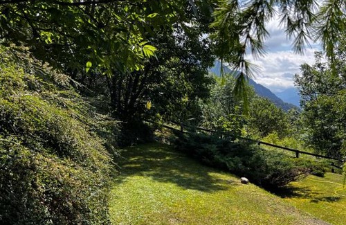 Cheverel Ski Chalet | Chalet Cheverel (AO)