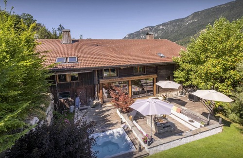 Thones Ski Chalet | Chalet Colombine - luxury base 15p indoor pool & spa, cinema - OVO Network