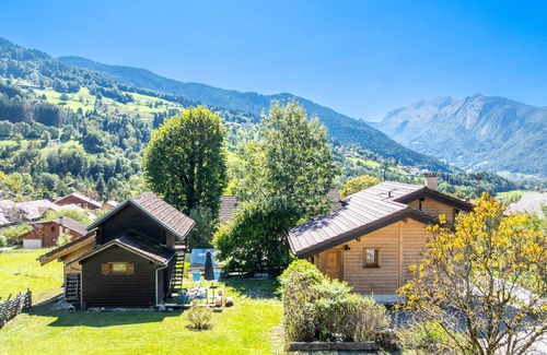 Thones Ski Chalet | Chalet-Comfort-Ensuite with Bath