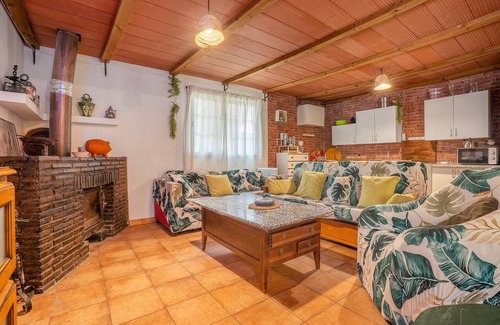 Dudar Ski Chalet | Chalet 'Cortijo Luz De La Sierra' with mountain views, private pool and Wi-Fi