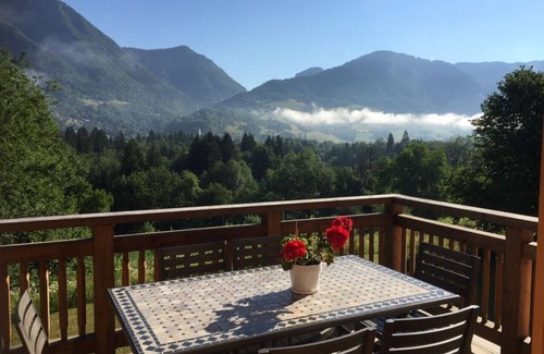 Taninges Ski Chalet | Chalet Côté Source in the mountains - 6 people