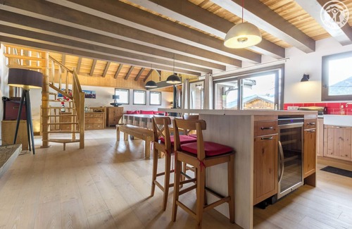 Novallay House | Chalet Creve-lune - LES Belleville