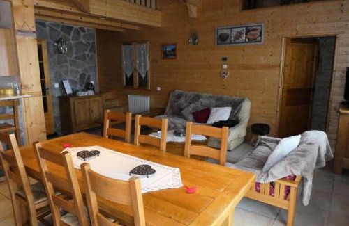 Reallon Ski Chalet | Chalet Crocus - Chalets pour 12 Personnes 444