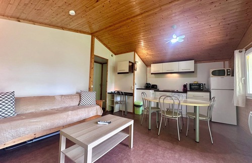 Beynat Ski Chalet | Chalet de 4 pers - Lac de Miel à 500m - Beynat - Parking/Piscine