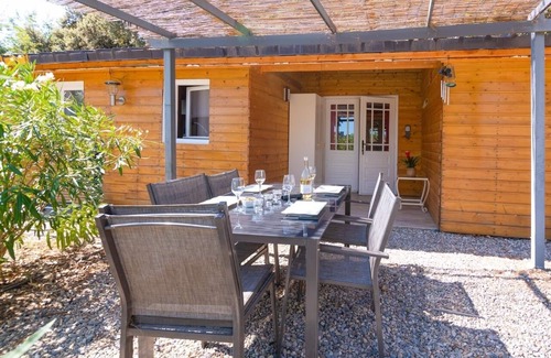 Suze-la-Rousse Ski Chalet | Chalet de charme au coeur de la Provence