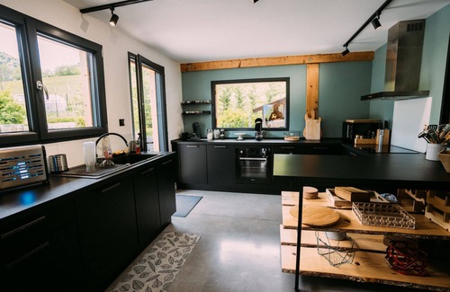 Thoiry Ski Chalet | CHALET DE LA FOUGERE 15 PERS 180M2 BAUGES