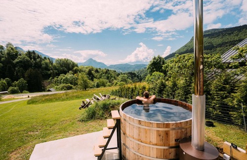 Thoiry Ski Chalet | CHALET DE LA FOUGERE 15 PERS 180M2 BAUGES