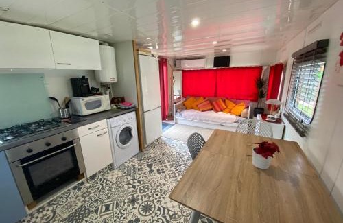 Aix-en-Provence Apartment | Chalet de Provence