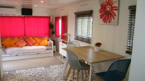 Aix-en-Provence Apartment | Chalet de Provence