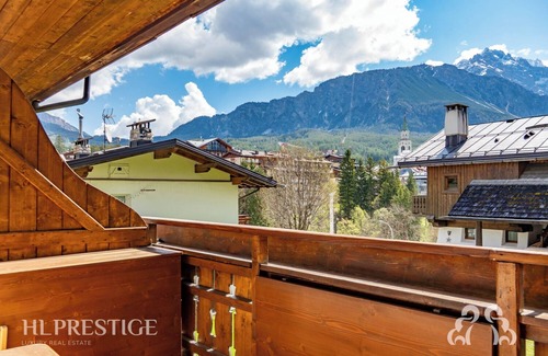 Cortina d'Ampezzo Historic Centre Apartment | Chalet del Boite: Alpine elegance with a view, in the heart of Cortina