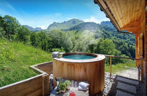 Le Grand-Bornand Ski Chalet | Chalet des Mômes - French Alps holiday 8p, spa & great views - OVO Network