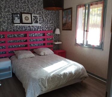 Saint-Brisson House | chalet deux chambres au calme