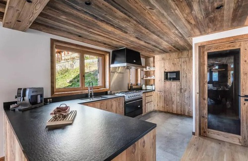 Saint-Martin-de-Belleville Apartment | Chalet Du Col De La Lune - 268m2 apartment with exceptional amenities in St Martin de Belleville