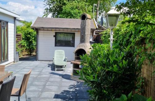 Makkum Apartment | Chalet E 200 de Holle Poarte in Makkum