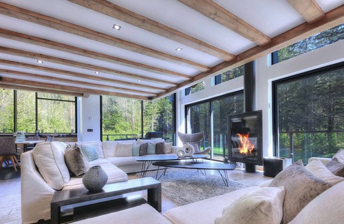 Les Tines Ski Chalet | Chalet Elevation - Chalet with indoor pool and huge garden