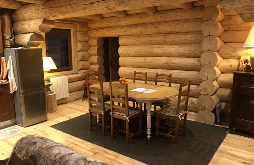 La Joue du Loup Ski Chalet | Chalet en Fuste de 2023 8/10 Couchages