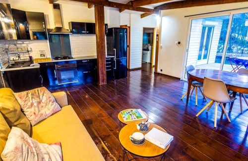 Mougins House | Chalet Ensoleillée - Jardin + Terrain de Pétanque