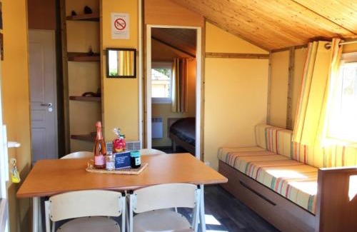 Treignat House | Chalet familial avec terrasse et jeux pour enfants - FR-1-489-400