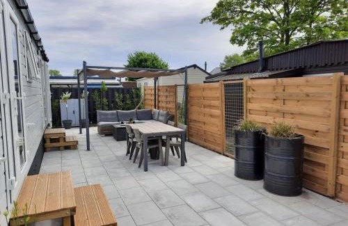 Serooskerke Ski Chalet | Chalet Florence 3 Comfortable holiday residence