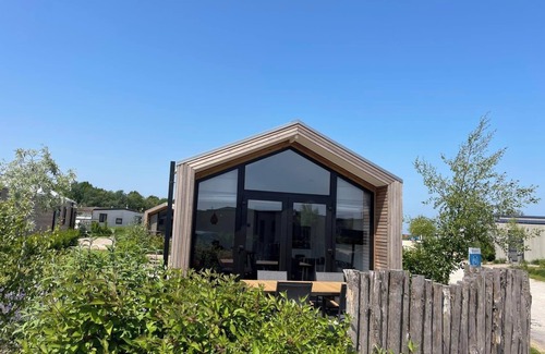 Enkhuizen House | Chalet for 4 persons with a terrace