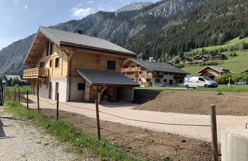 La Chapelle-d'Abondance House | Chalet in the heart of the village