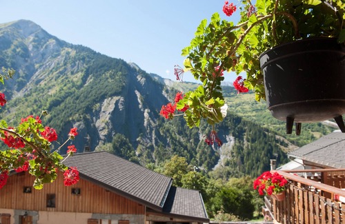 Les Varcins Ski Chalet | Chalet fully renovated and redecorated, Terrace, Parking