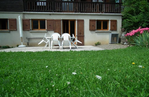 Saint-Jean-de-Sixt Ski Chalet | Chalet gîte - quiet in summer