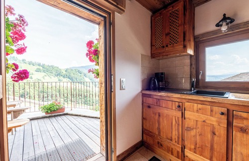 La Giettaz Ski Chalet | Chalet 'Gite Les Clapières - Petite Partie' with Mountain View, Private Terrace and Shared Garden