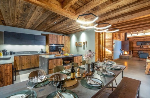Montriond Ski Chalet | Chalet Grand Duc - Five Bedroom Chalet, Sleeps 12