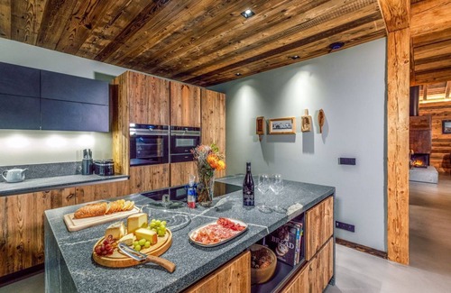 Montriond Ski Chalet | Chalet Grand Duc - Five Bedroom Chalet, Sleeps 12